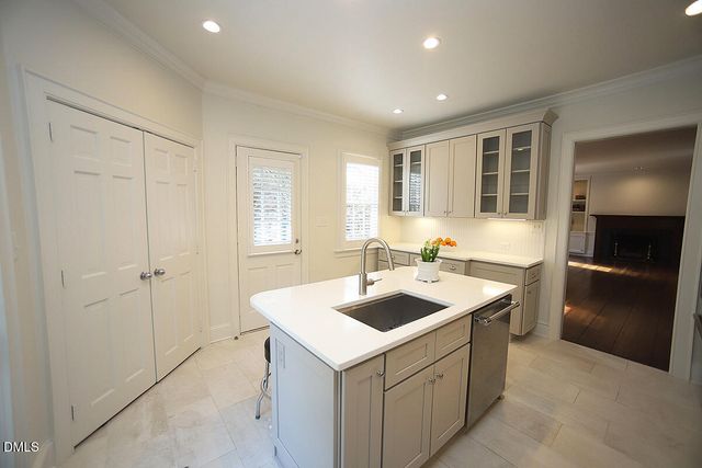 815 Marlowe Road 10, Raleigh, NC 27609