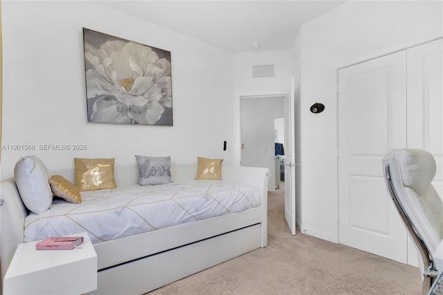 856 SE 16th Court, Homestead, FL 33034