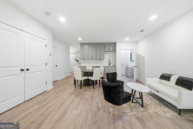 243 Timber Creek Lane SW, Marietta, GA 30060