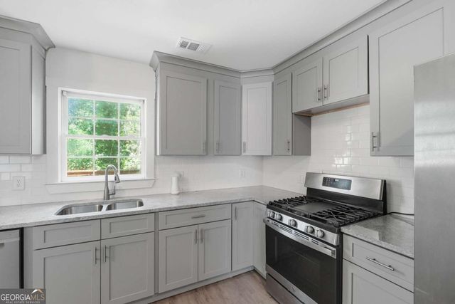243 Timber Creek Lane SW, Marietta, GA 30060