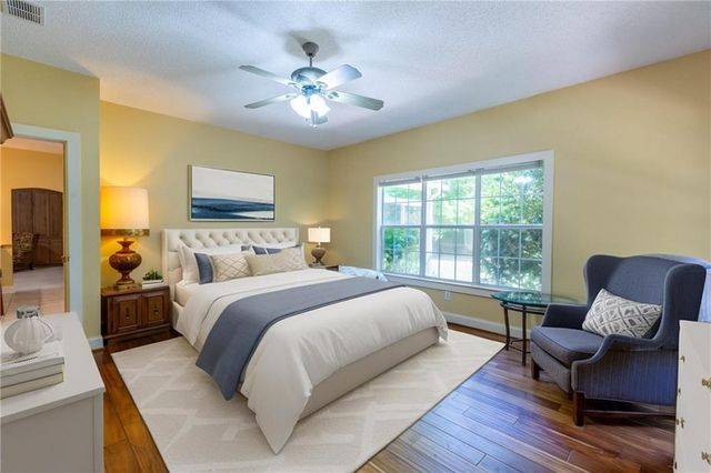 206 Enclave Lane, Newnan, GA 30263
