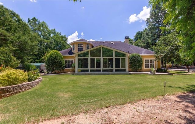 206 Enclave Lane, Newnan, GA 30263