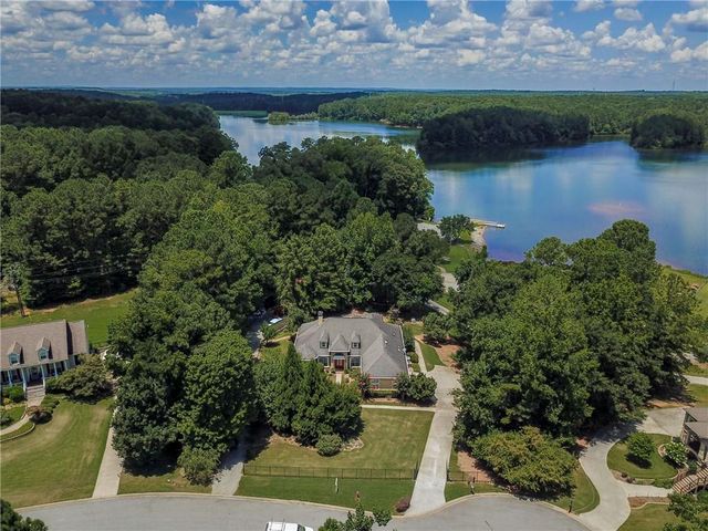 206 Enclave Lane, Newnan, GA 30263
