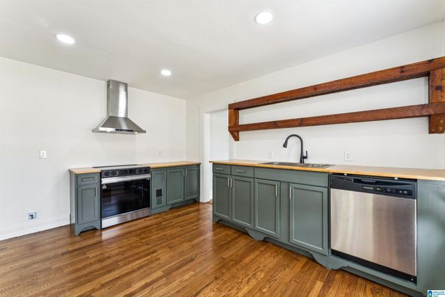 100 ALPINE STREET, Irondale, AL 35210