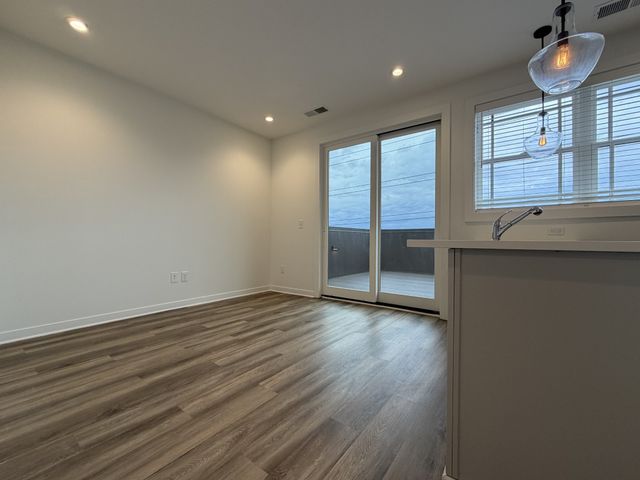 707 26th Ave N Apt 406, Nashville, TN 37209