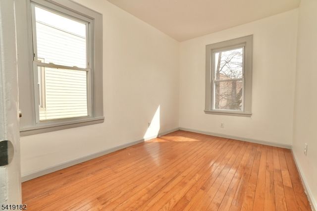 76 Aldine St, Newark City, NJ 07112