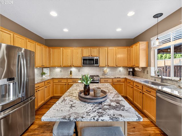 5693 Sw SEQUOIA Dr, Tualatin, OR 97062