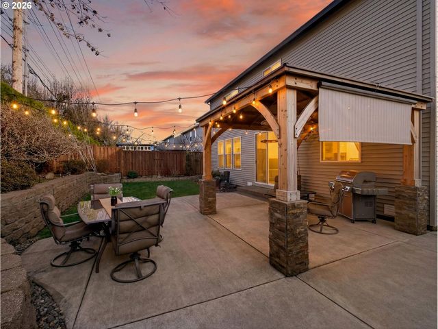 5693 Sw SEQUOIA Dr, Tualatin, OR 97062