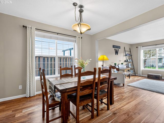 5693 Sw SEQUOIA Dr, Tualatin, OR 97062