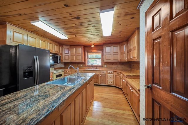 8205 RED DEER DR, Rapid City, SD 57702