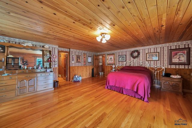 8205 RED DEER DR, Rapid City, SD 57702