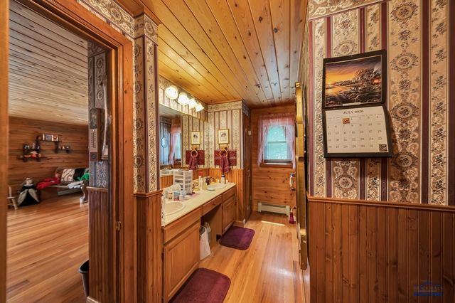 8205 RED DEER DR, Rapid City, SD 57702