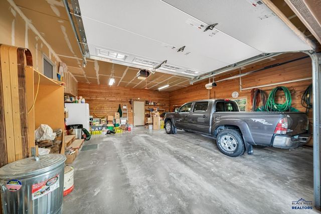 8205 RED DEER DR, Rapid City, SD 57702