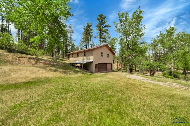 8205 RED DEER DR, Rapid City, SD 57702