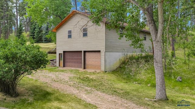 8205 RED DEER DR, Rapid City, SD 57702