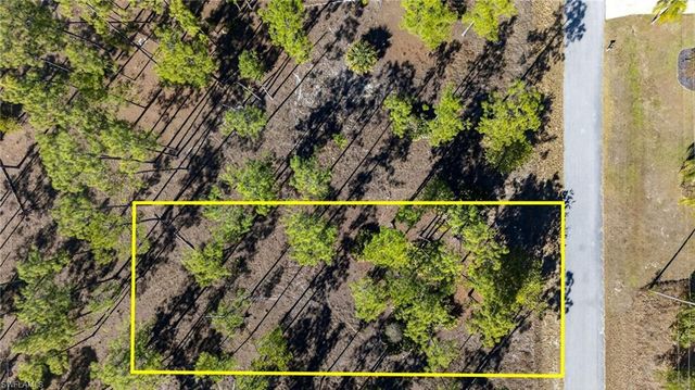 1009 Washington AVE, Lehigh Acres, FL 33972