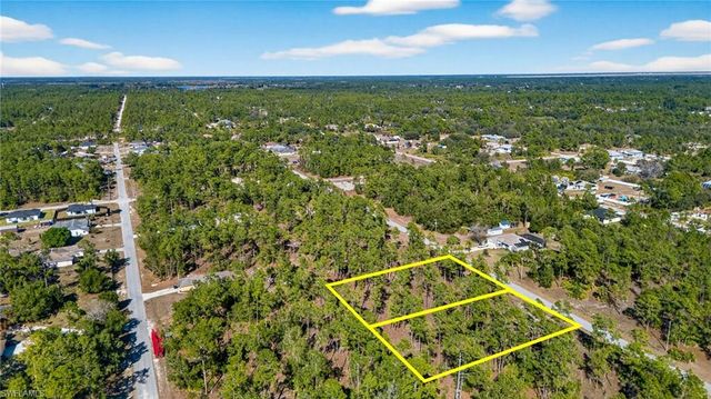 1009 Washington AVE, Lehigh Acres, FL 33972