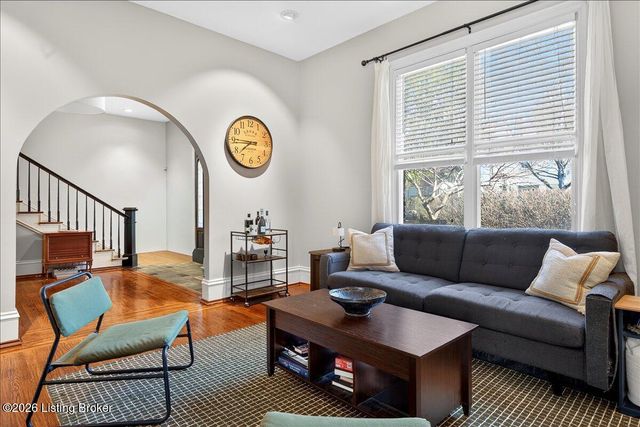 1318 Eastern Pkwy 2, Louisville, KY 40204