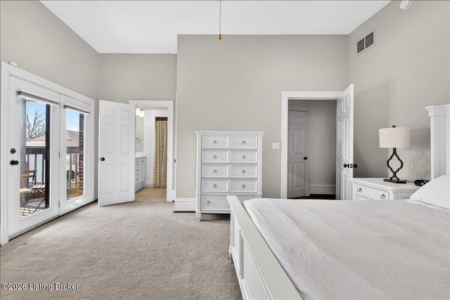 1318 Eastern Pkwy 2, Louisville, KY 40204