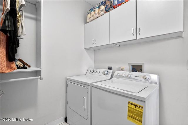 1318 Eastern Pkwy 2, Louisville, KY 40204