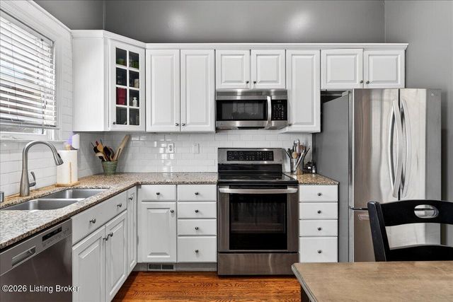 1318 Eastern Pkwy 2, Louisville, KY 40204