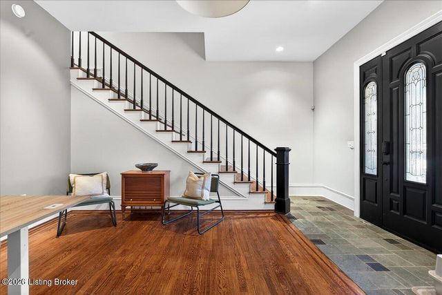 1318 Eastern Pkwy 2, Louisville, KY 40204