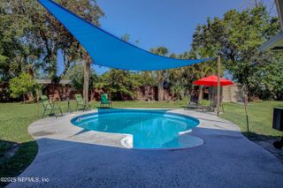 721 FOXBRIAR Cove, Jacksonville, FL 32221