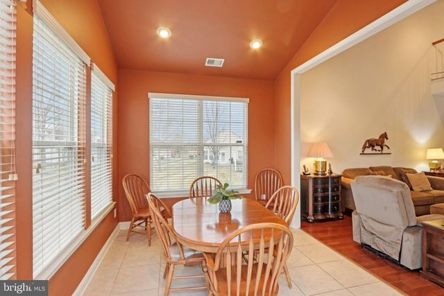 2076 KINGSVIEW RD, Macungie, PA 18062