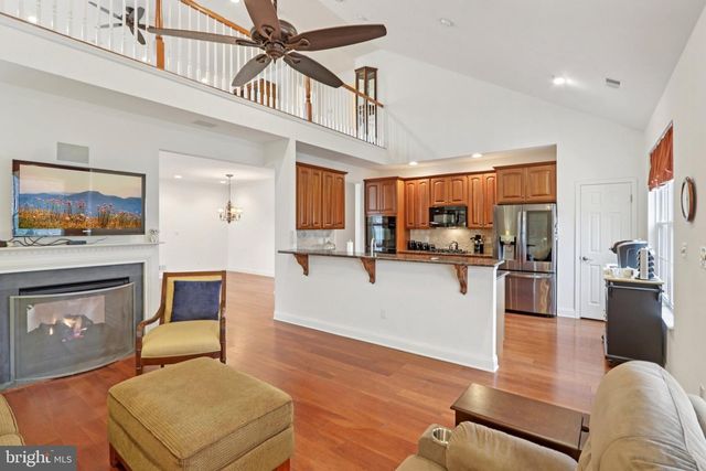 2076 KINGSVIEW RD, Macungie, PA 18062