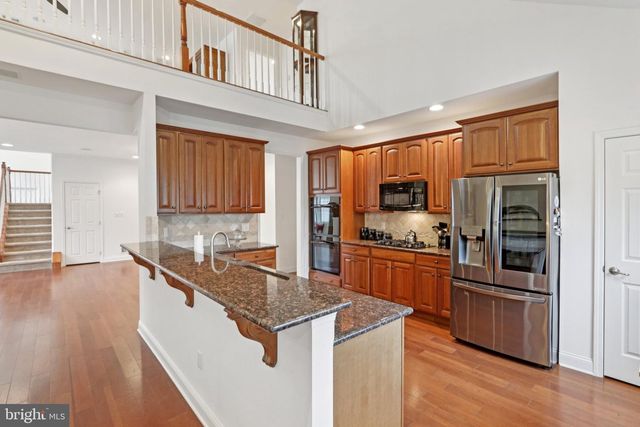 2076 KINGSVIEW RD, Macungie, PA 18062