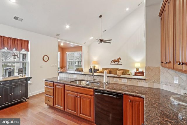 2076 KINGSVIEW RD, Macungie, PA 18062