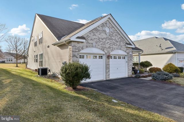 2076 KINGSVIEW RD, Macungie, PA 18062