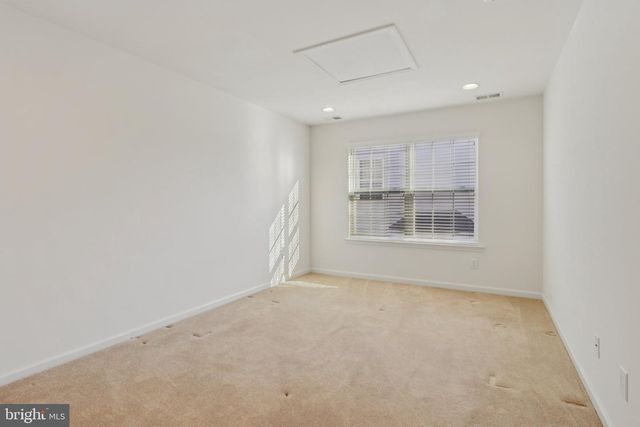 2076 KINGSVIEW RD, Macungie, PA 18062