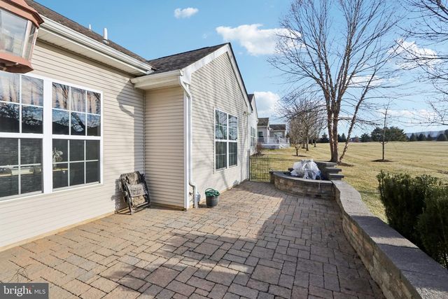 2076 KINGSVIEW RD, Macungie, PA 18062