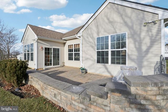 2076 KINGSVIEW RD, Macungie, PA 18062