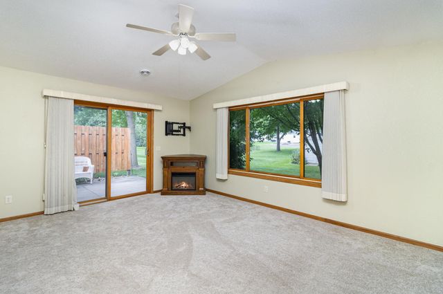 218 6th Street NE, Montgomery, MN 56069