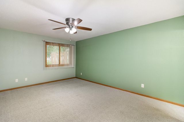 218 6th Street NE, Montgomery, MN 56069