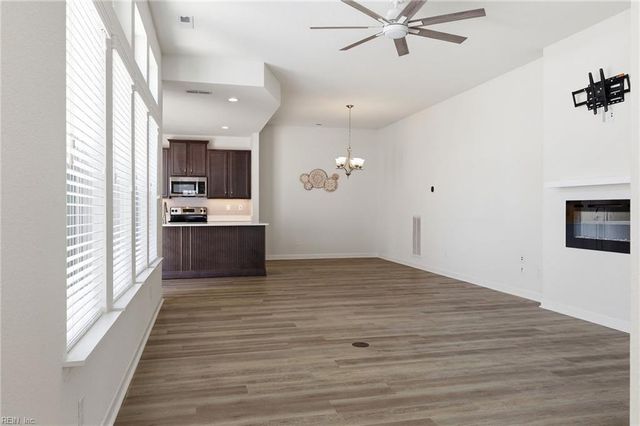 1008 Paragon Way Unit B, Suffolk, VA 23435