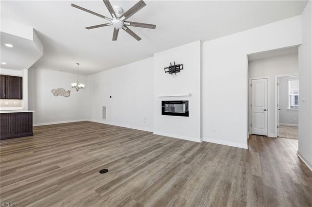 1008 Paragon Way Unit B, Suffolk, VA 23435