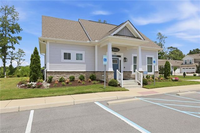1008 Paragon Way Unit B, Suffolk, VA 23435