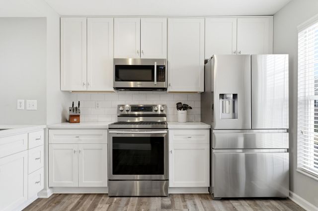 5282 Royal Arch Cascade Drive, Dublin, OH 43016