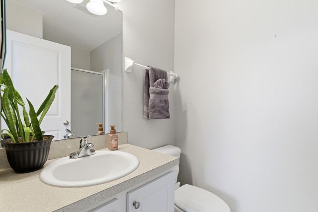 5282 Royal Arch Cascade Drive, Dublin, OH 43016