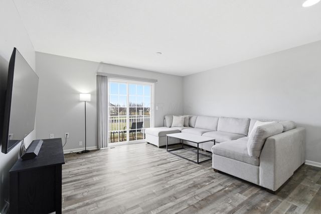 5282 Royal Arch Cascade Drive, Dublin, OH 43016