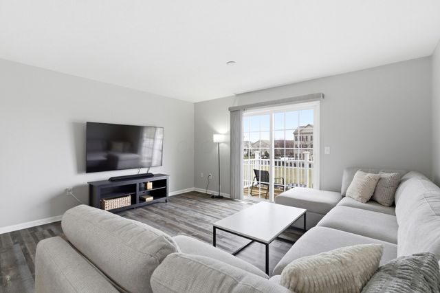 5282 Royal Arch Cascade Drive, Dublin, OH 43016