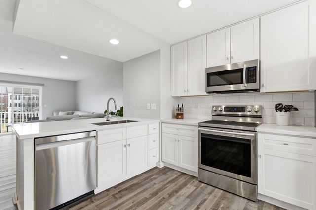 5282 Royal Arch Cascade Drive, Dublin, OH 43016