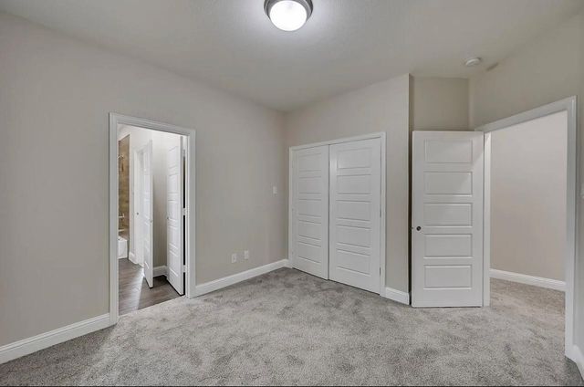 1707 Ash Crescent Street, Fort Worth, TX 76104