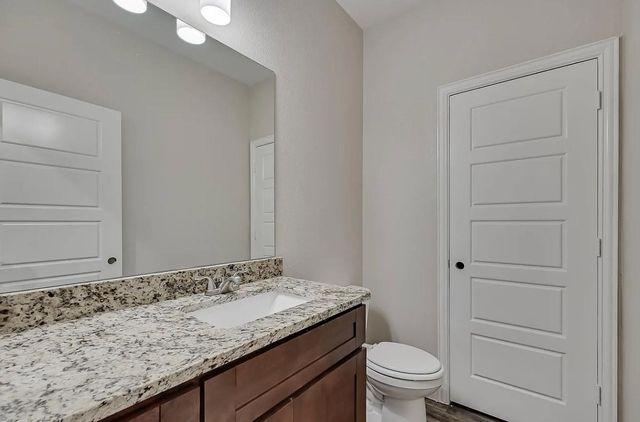 1707 Ash Crescent Street, Fort Worth, TX 76104