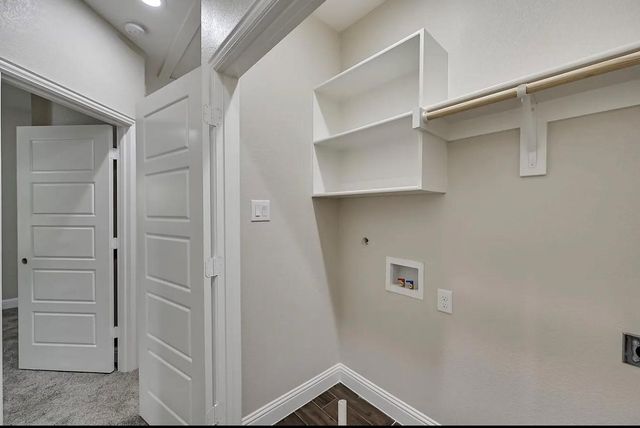 1707 Ash Crescent Street, Fort Worth, TX 76104