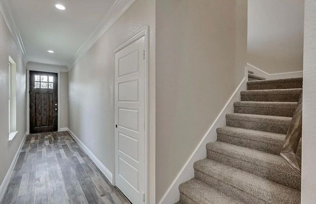 1707 Ash Crescent Street, Fort Worth, TX 76104
