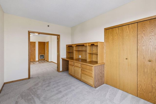 168 6th Street E 3801, Saint Paul, MN 55101